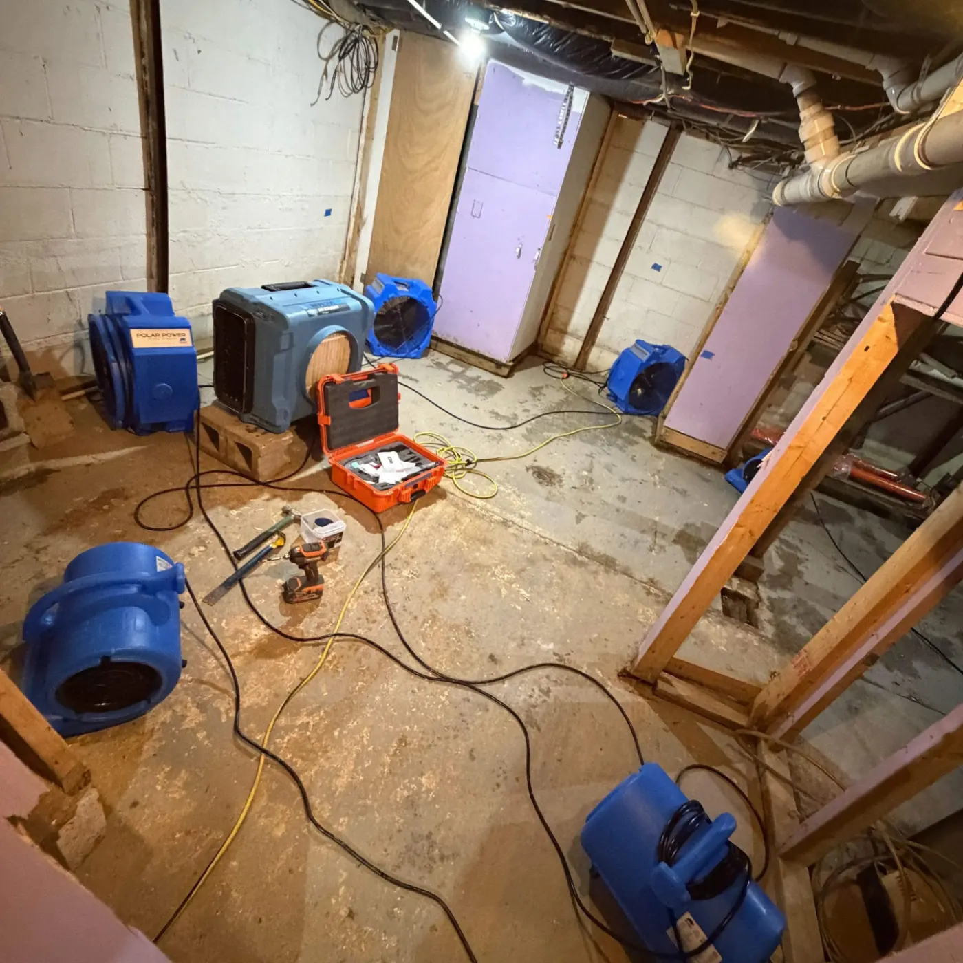 Basement water extraction in Bridgewater Club Indiana home